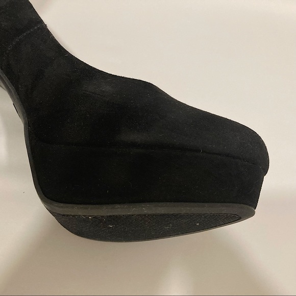 Bebe Amia Black Suede Platform Pumps - Picture 6 of 10